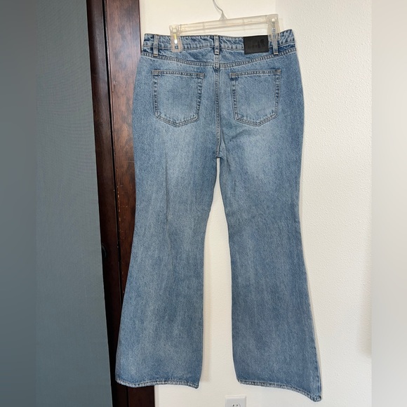Women’s UNIF flared jeans size 31 - Picture 2 of 2